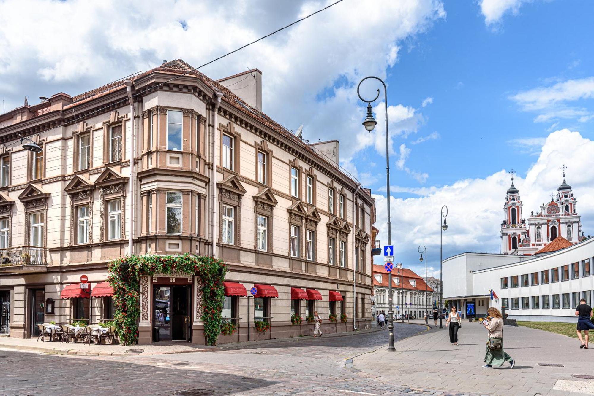 Jacuzzi Apartments X Free Parking X Self Check-In 24X7 By H&H Vilnius Bagian luar foto